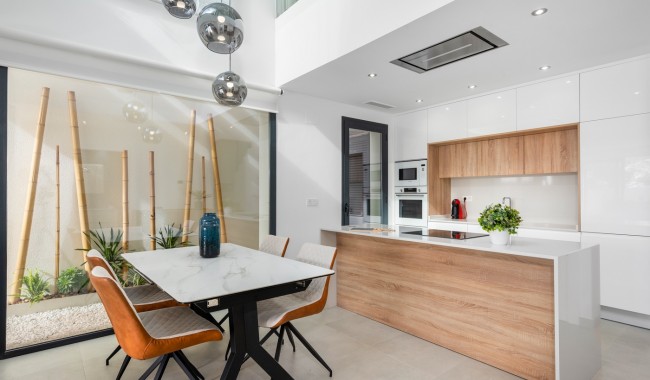 Nybyggnation - Vertikalt delad - Benijófar