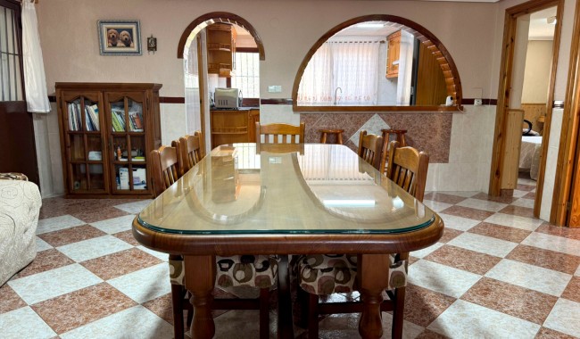 Brukt - Finca - Catral