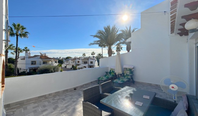 Segunda mano - Adosado - Orihuela - Villamartin