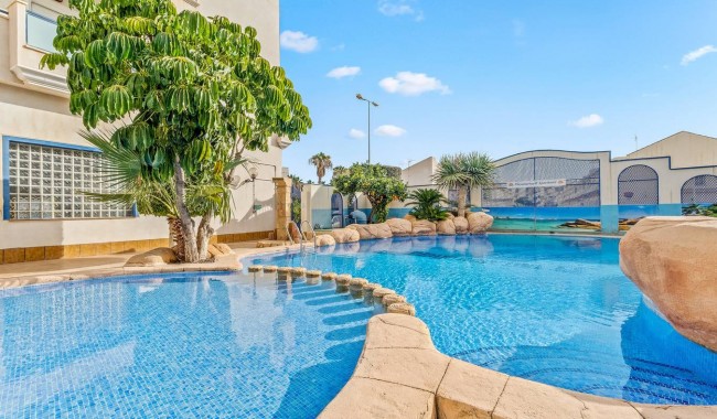 Sprzedaż - Apartament - Orihuela Costa - Cabo Roig