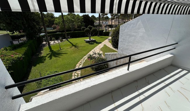 Segunda mano - Apartamento - Orihuela - Villamartín