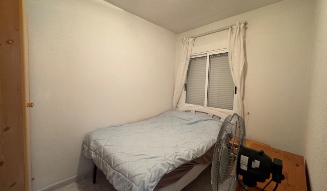 Sprzedaż - Apartament - Torrevieja - Torrevieja C