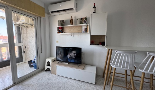 Sprzedaż - Apartament - Torrevieja - Torrevieja C