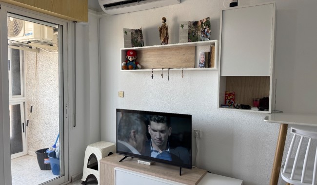 Sprzedaż - Apartament - Torrevieja - Torrevieja C