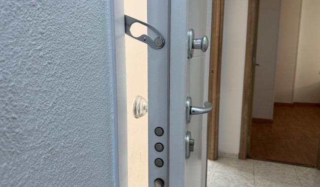 Sprzedaż - Apartament - Torrevieja - Torrevieja C