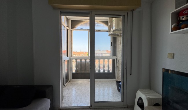 Sprzedaż - Apartament - Torrevieja - Torrevieja C
