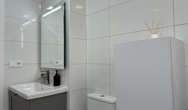 Sprzedaż - Apartament - Torrevieja - Torrevieja C