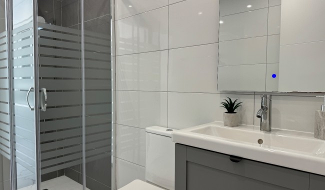 Sprzedaż - Apartament - Torrevieja - Torrevieja C