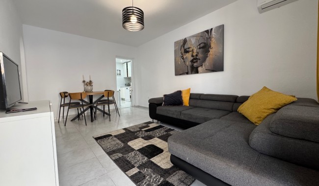 Resale - Townhouse - Orihuela - Playa Flamenca