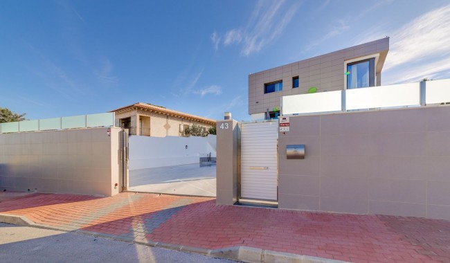 Sprzedaż - Willa - Torrevieja - Los Balcones