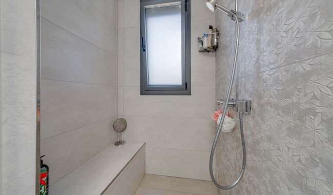 Sprzedaż - Willa - Torrevieja - Los Balcones