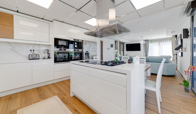 Sprzedaż - Willa - Torrevieja - Los Balcones