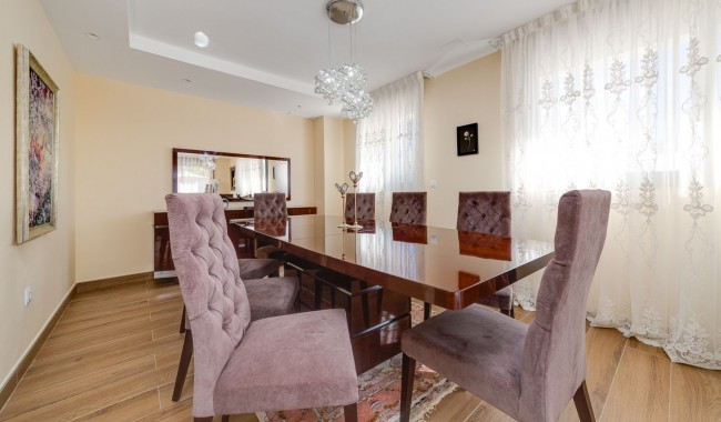 Sprzedaż - Willa - Torrevieja - Los Balcones