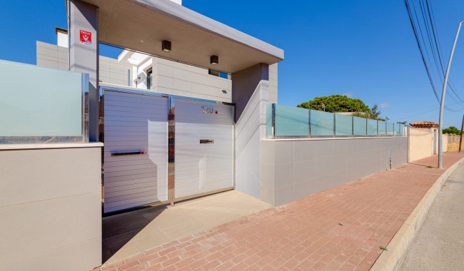 Sprzedaż - Willa - Torrevieja - Los Balcones