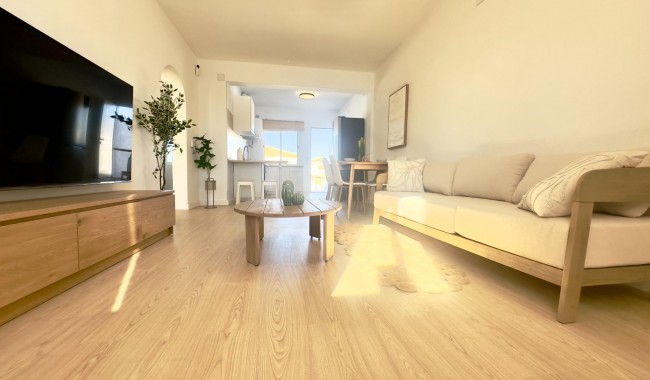 Sprzedaż - Apartament - Orihuela costa - La Regia