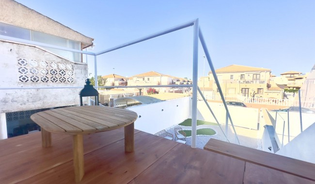 Sprzedaż - Apartament - Orihuela costa - La Regia