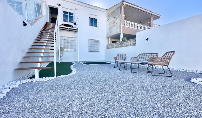 Sprzedaż - Apartament - Orihuela costa - La Regia