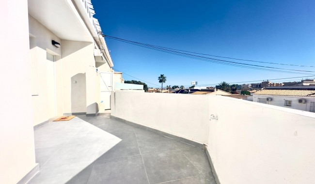 Sprzedaż - Apartament - Orihuela costa - La Regia