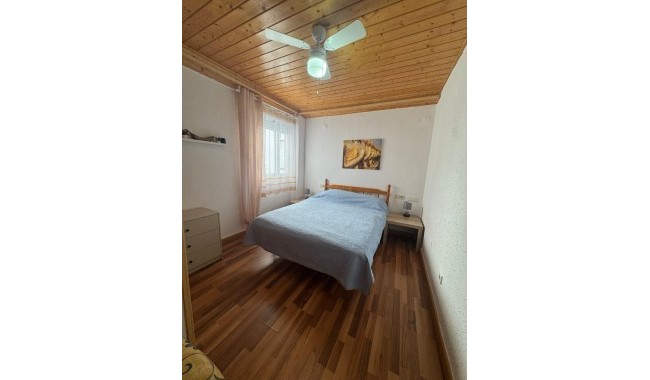 Sprzedaż - Apartament - Torrevieja - Acequion