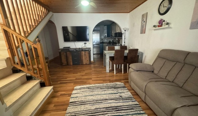 Sprzedaż - Apartament - Torrevieja - Acequion