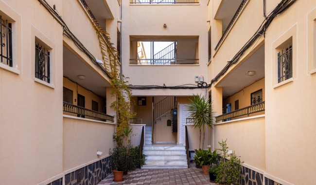 Sprzedaż - Apartament - Torrevieja - Torreta florida