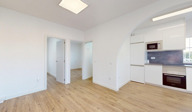 Sprzedaż - Kamienica - San Miguel de Salinas - Villamartin