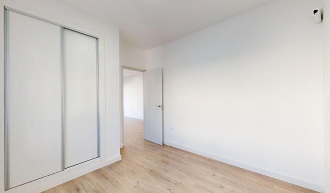 Sprzedaż - Kamienica - San Miguel de Salinas - Villamartin