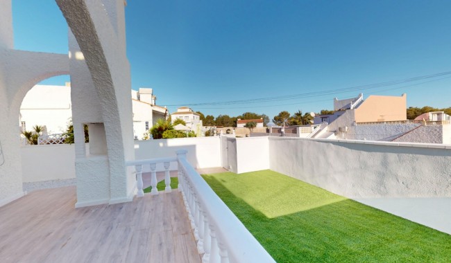 Sprzedaż - Kamienica - San Miguel de Salinas - Villamartin