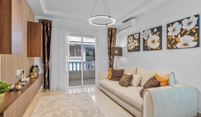 Sprzedaż - Apartament - Torrevieja - Playa del cura