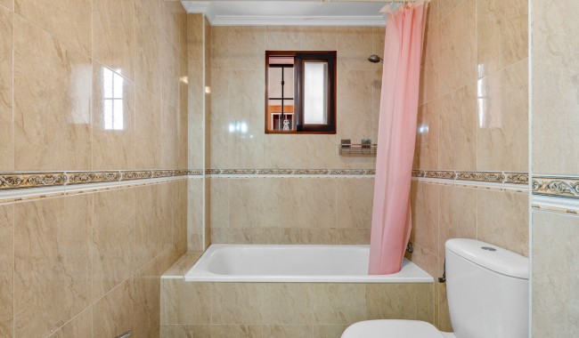 Begagnad - Radhus - Daya Vieja