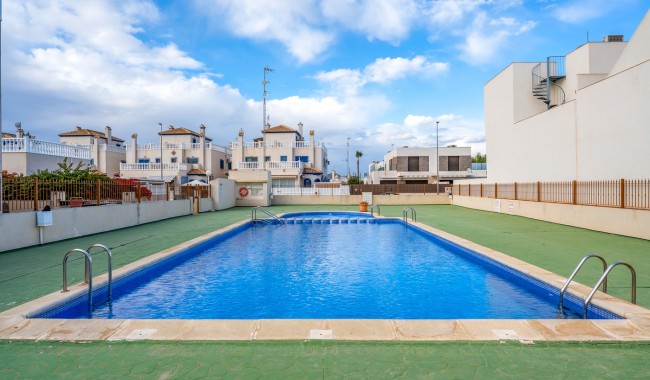 Begagnad - Radhus - Daya Vieja