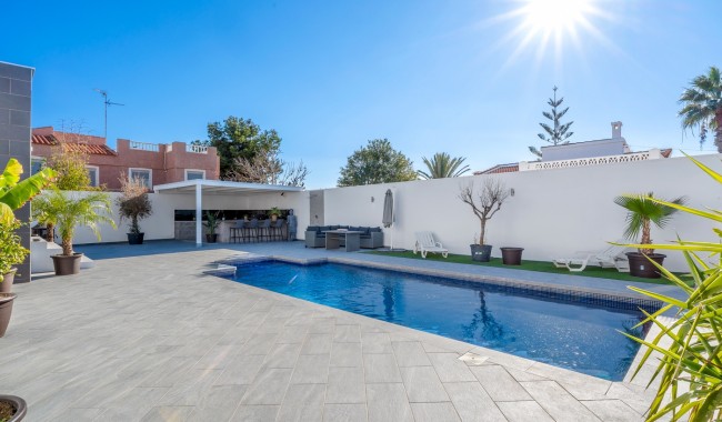 Sprzedaż - Willa - Ciudad Quesada