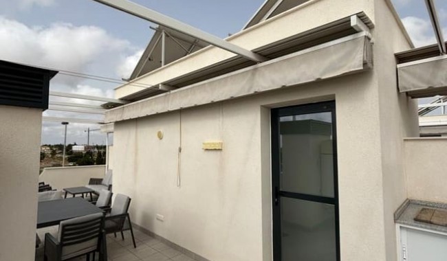 Brukt - Vertikaldelt - Santiago de la Ribera