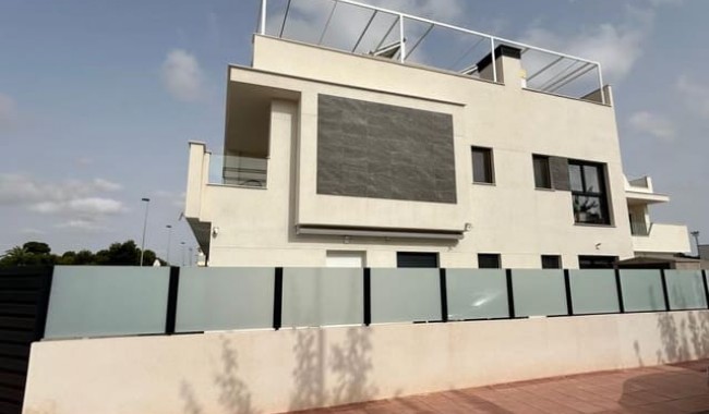 Brukt - Vertikaldelt - Santiago de la Ribera