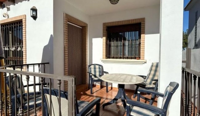 Segunda mano - Semi separado - Orihuela - Villamartín