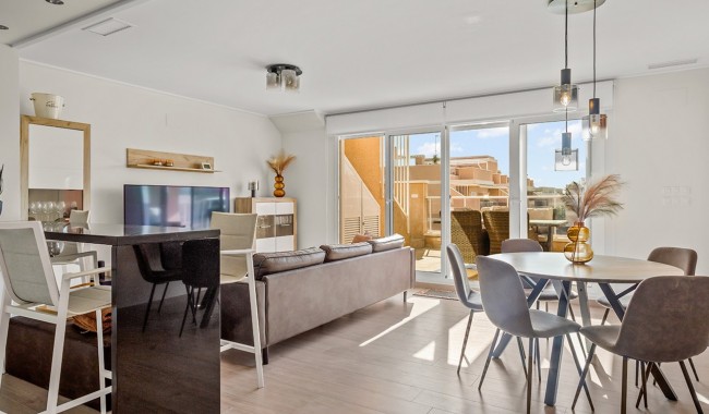 Resale - Apartment - Orihuela Costa - Los Dolses