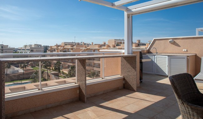 Resale - Apartment - Orihuela Costa - Los Dolses