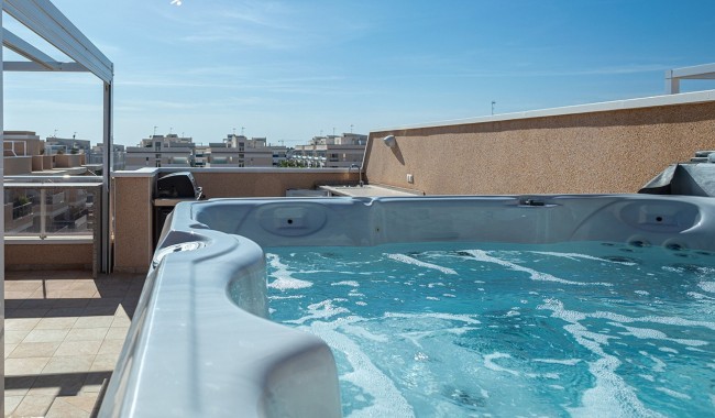 Resale - Apartment - Orihuela Costa - Los Dolses