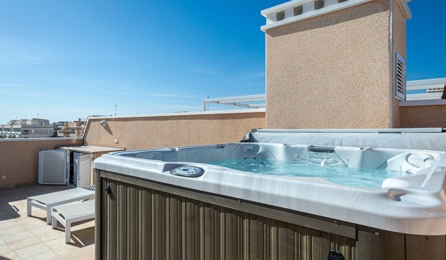 Resale - Apartment - Orihuela Costa - Los Dolses