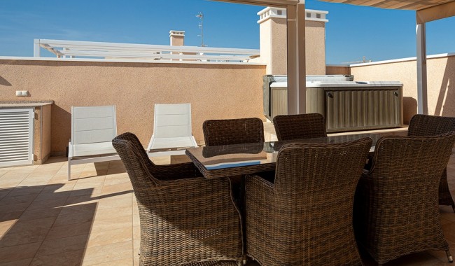 Resale - Apartment - Orihuela Costa - Los Dolses