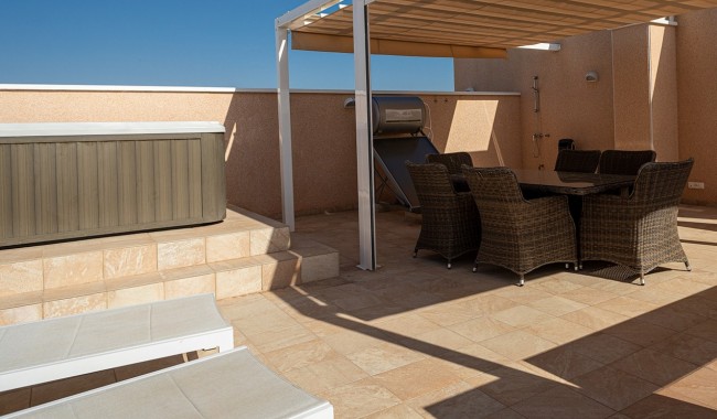 Resale - Apartment - Orihuela Costa - Los Dolses