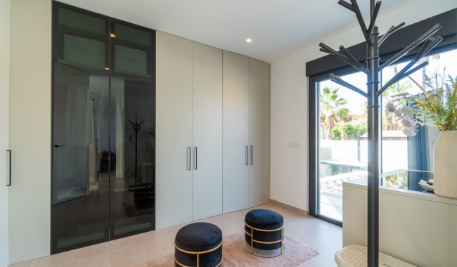 Sprzedaż - Willa - Torrevieja - Los Balcones