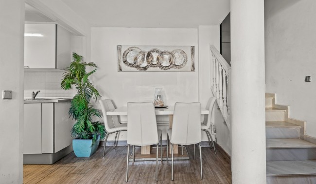 Begagnad - Villa - Orihuela Costa - Playa Flamenca