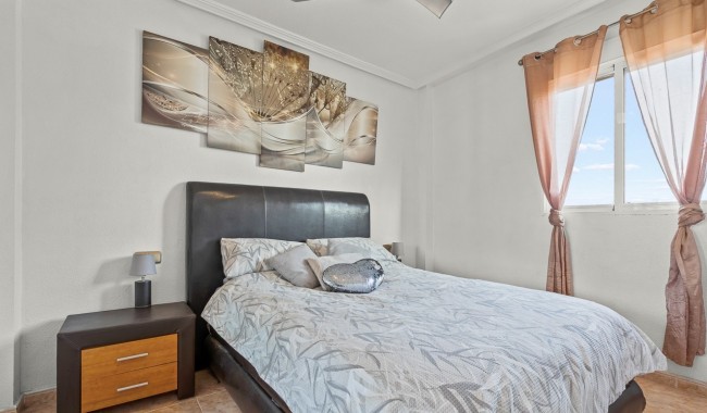 Begagnad - Villa - Orihuela Costa - Playa Flamenca