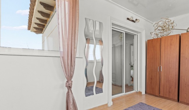 Begagnad - Villa - Orihuela Costa - Playa Flamenca