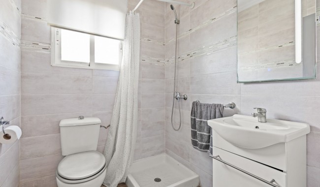 Begagnad - Villa - Orihuela Costa - Playa Flamenca