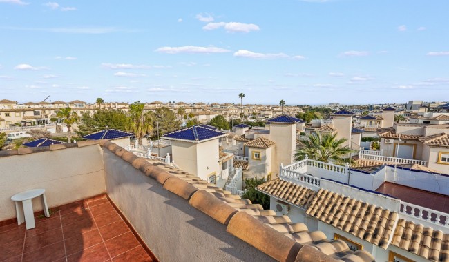 Begagnad - Villa - Orihuela Costa - Playa Flamenca