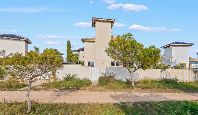 Begagnad - Villa - Orihuela Costa - Playa Flamenca