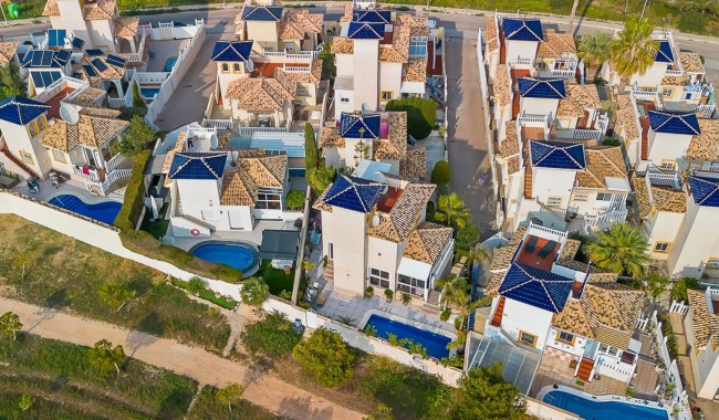 Begagnad - Villa - Orihuela Costa - Playa Flamenca