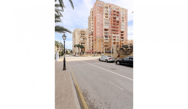 Sprzedaż - Apartament - Torrevieja - Playa de los locos